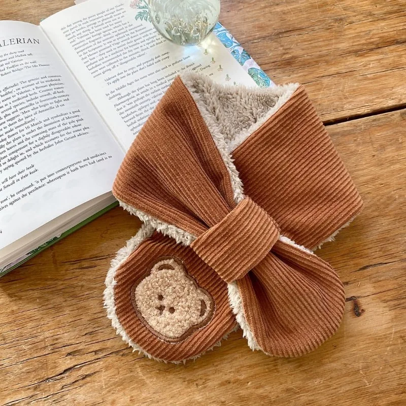 Bufanda infantil de lana – Color beige khaki - imagen 5
