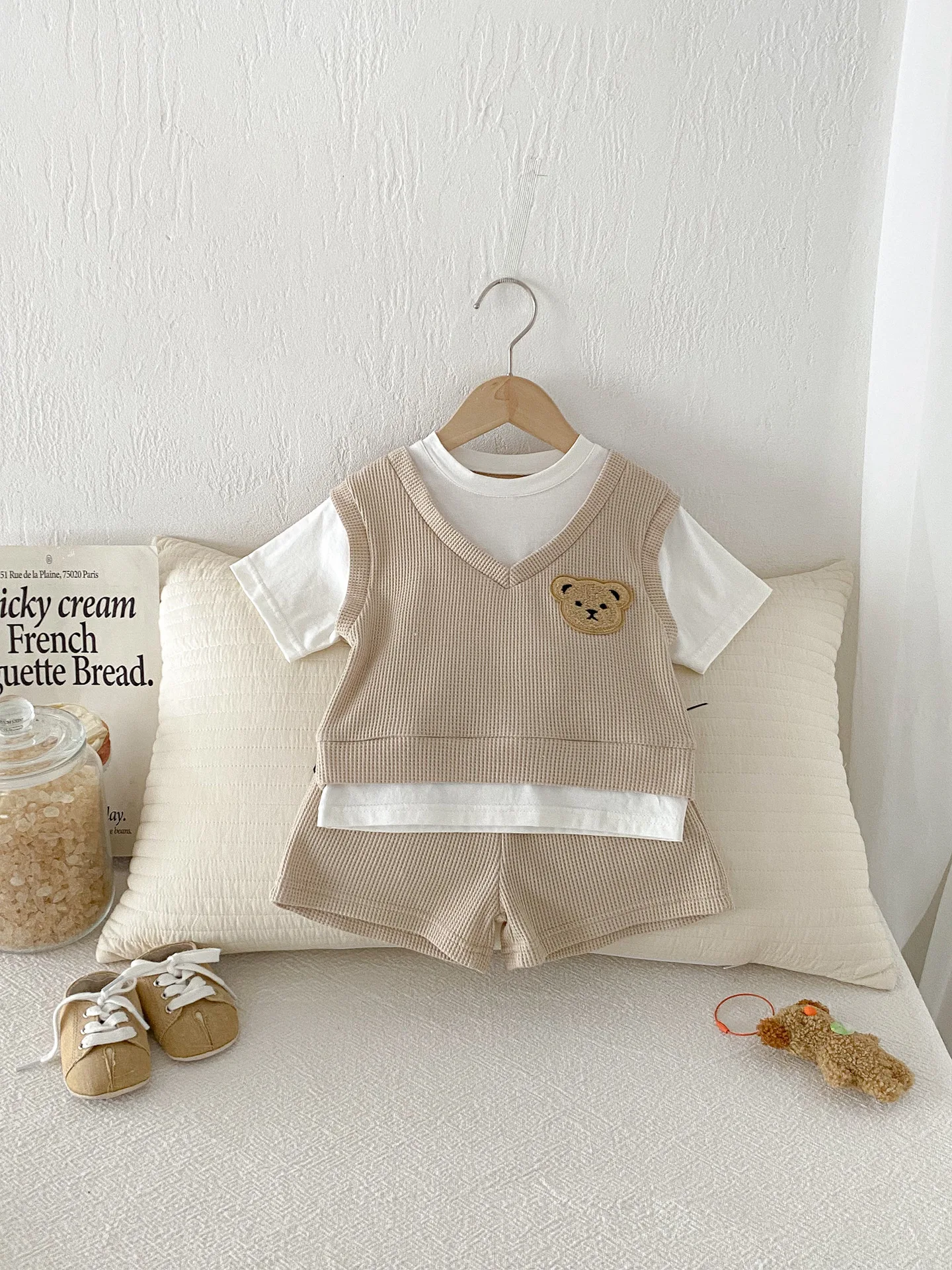 Conjunto casual tipo deportivo