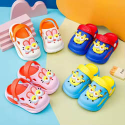 Sandalias y zapatillas antideslizantes infantiles de suela flexible