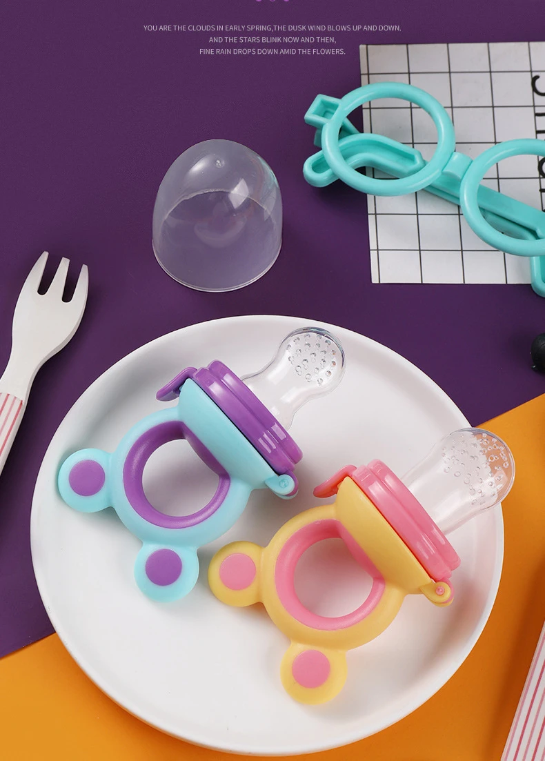 Alimentador de silicona con diseño “oreja de oso”