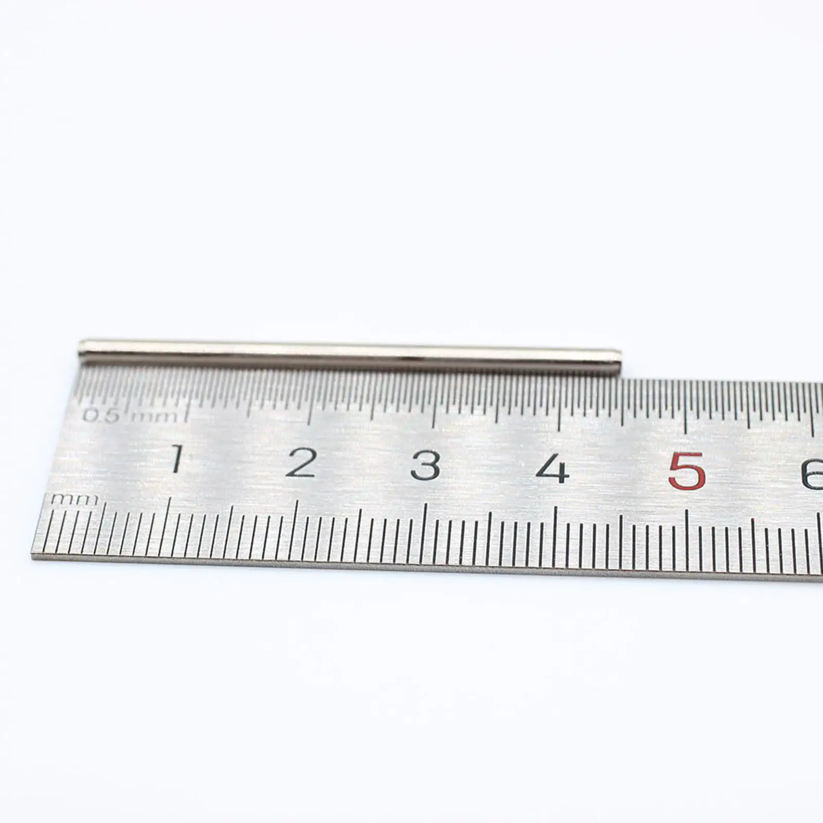 Repuesto eje óptico con brazo oscilante de metal Wltoys 124008
