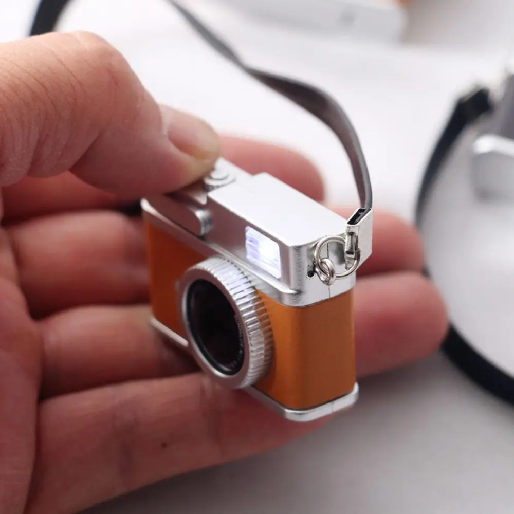 Accesorios OB11: cámara retro con flash y lámpara de simulación - imagen 4