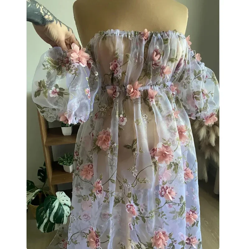 Vestido premamá de tul floral con pétalos de rosa efecto relieve - imagen 4