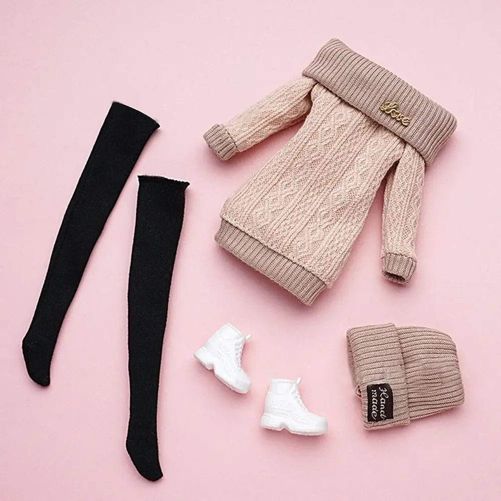 Conjunto de ropa para muñeca de punto con sombrero y medias - imagen 4