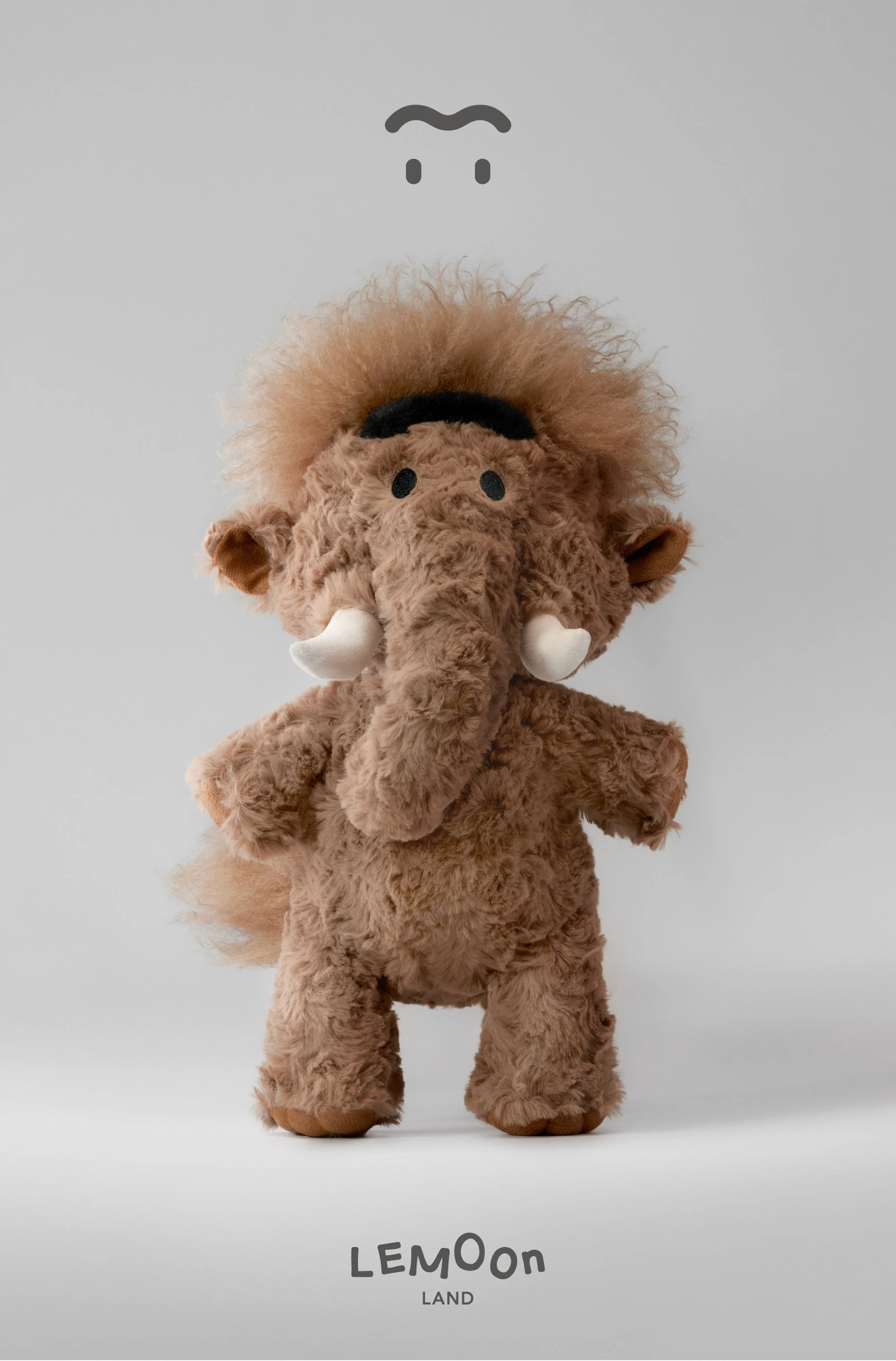 Peluche de mamut tierno para abrazar