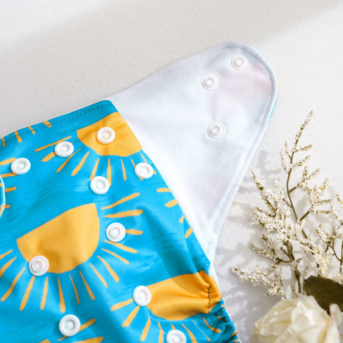 Pañales de tela reutilizables para bebé – Impermeables y ajustables - imagen 3