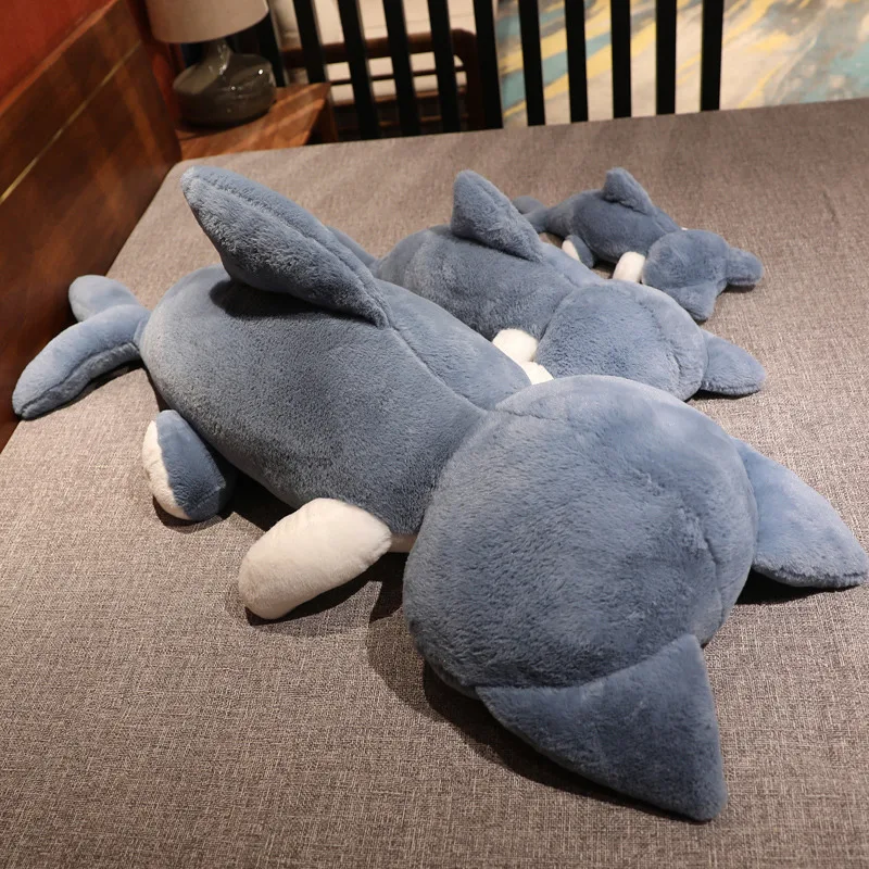 Peluche almohada de gato alienígena tierno con cola de tiburón - imagen 3