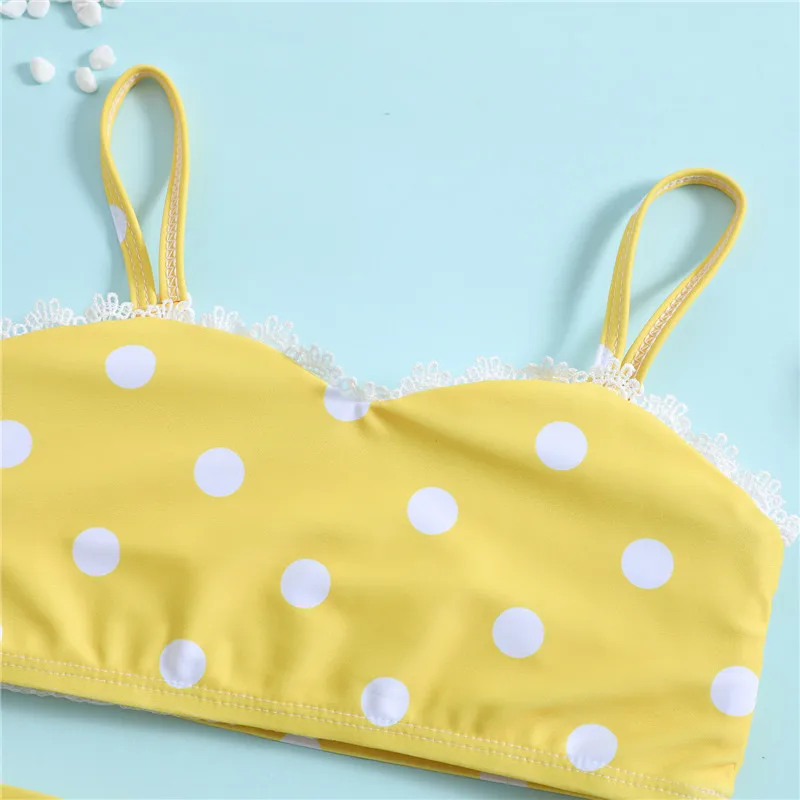 Bañador bebé niña dos piezas con top de encaje y braguita - imagen 4