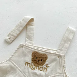 Conjunto de overol jersey para bebé con oso y camiseta