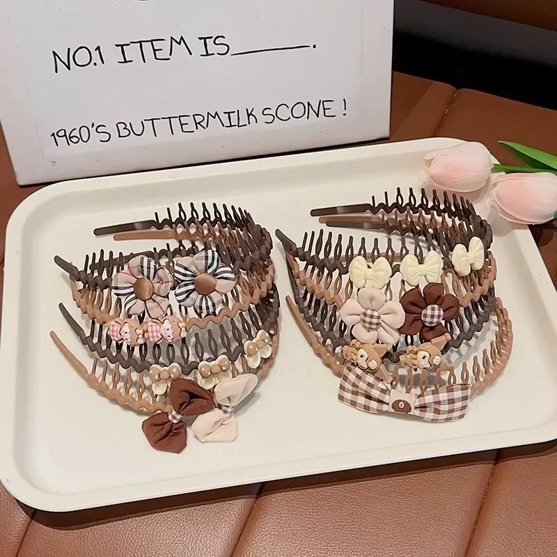 Pinzas de pelo color café para niñas