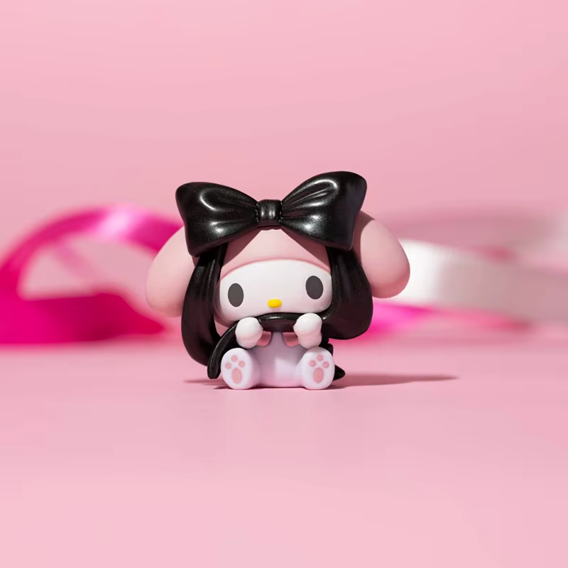 Caja sorpresa Sanrio: figuras Kuromi, My Melody y Cinnamoroll - imagen 2
