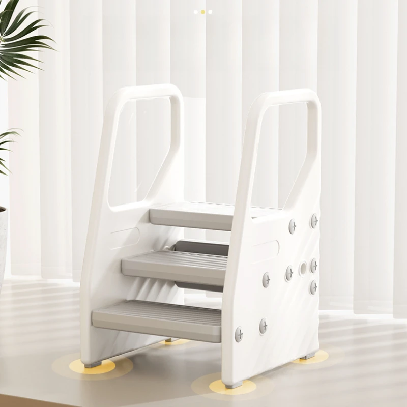 Taburete de baño infantil con base antideslizante y ajustable - imagen 5