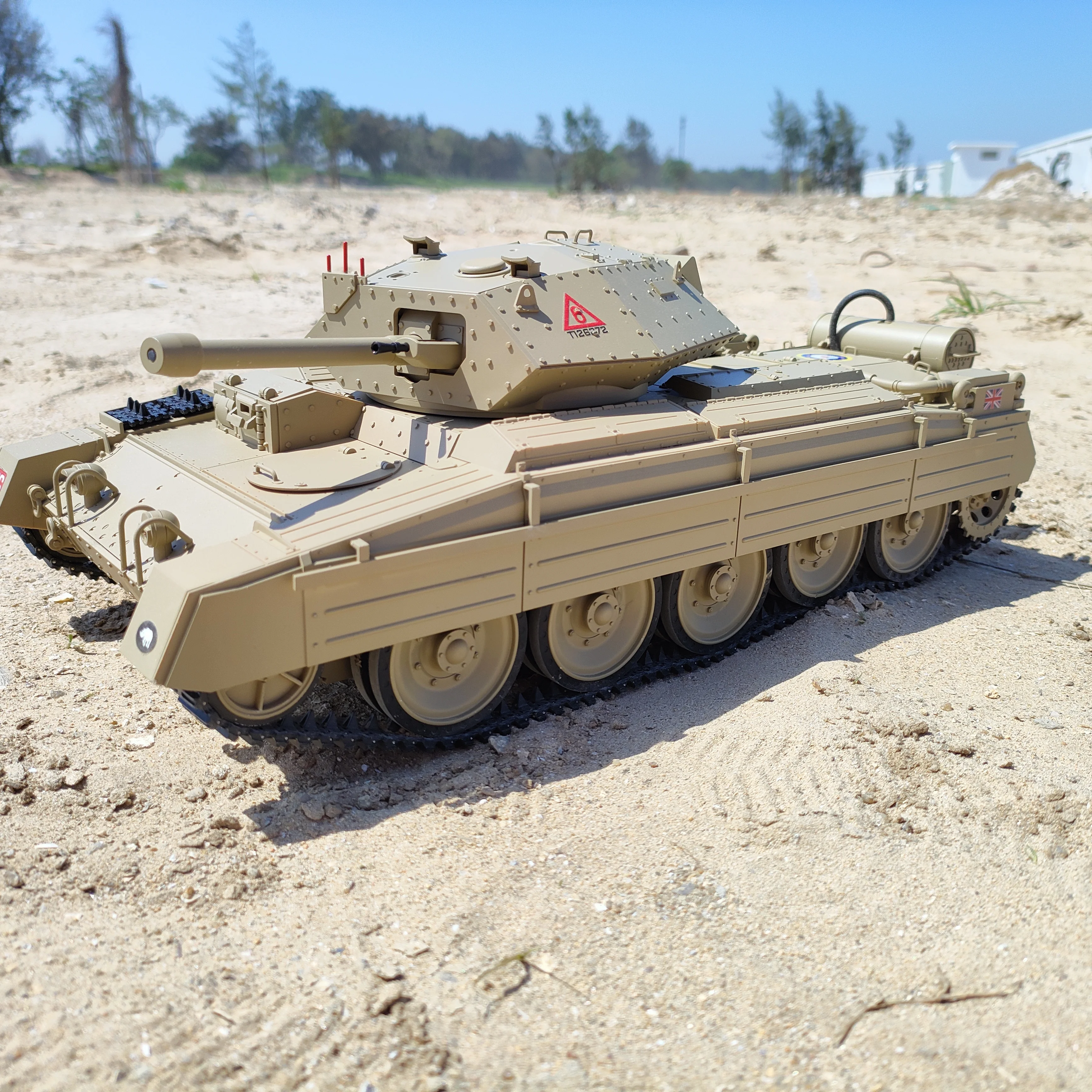 Tanque RC militar teledirigido con sonido, luz y humo para niños