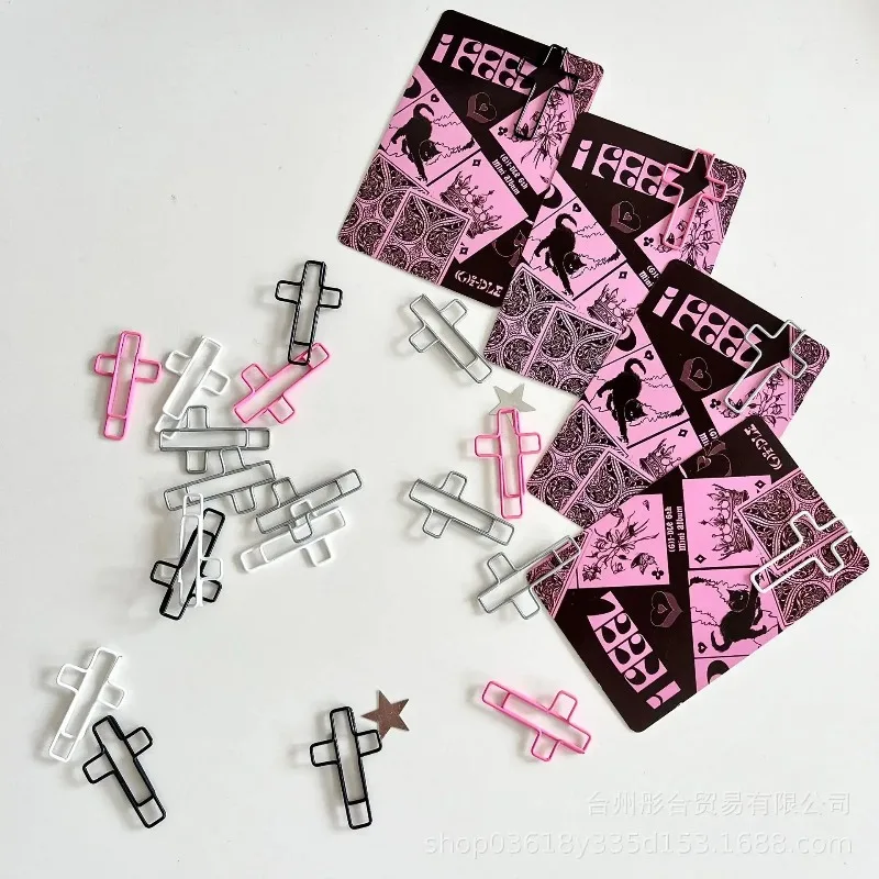 Clips de papel con cruz bicolor estilo Y2K para notas y tarjetas - imagen 2