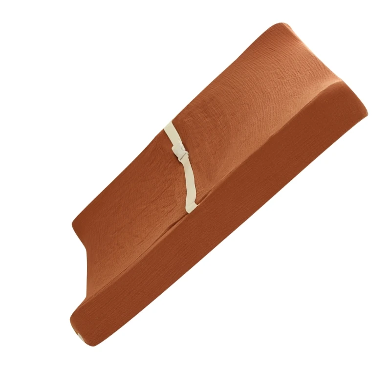 Una caja de cuero marrón con una costura blanca cosida