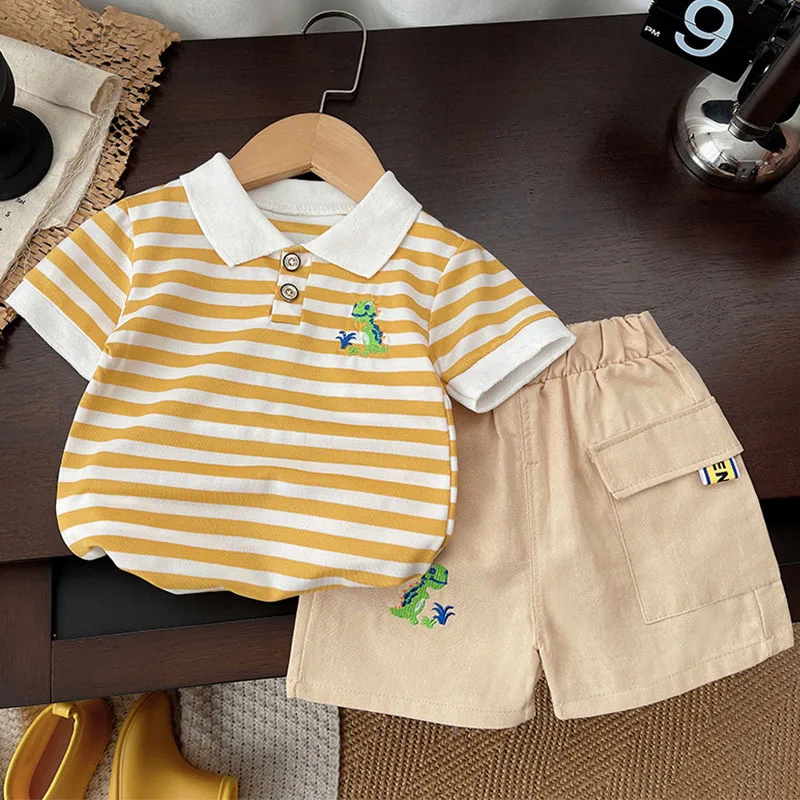 Conjunto veraniego bebé 2 piezas: camiseta de rayas algodón y shorts