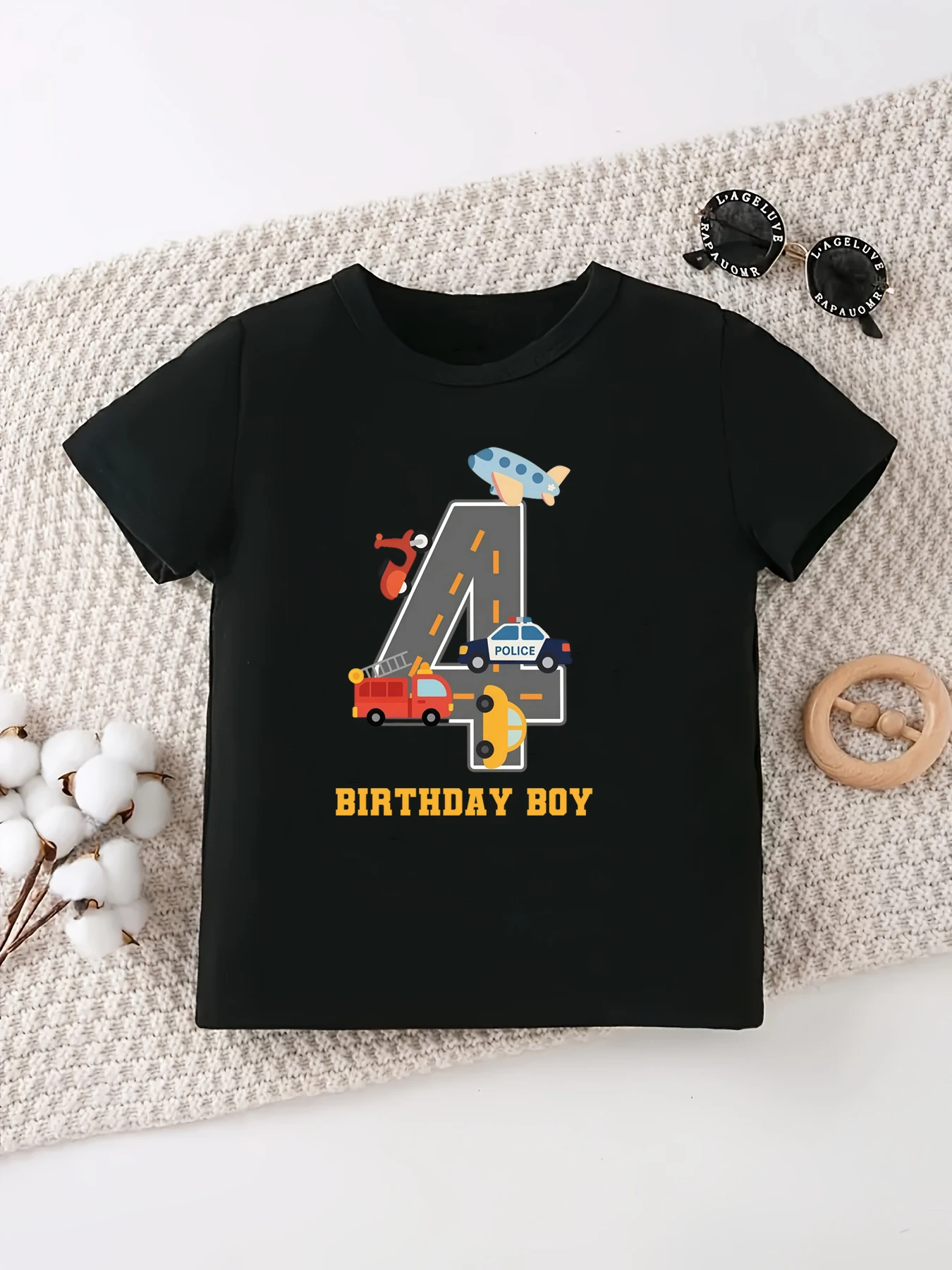 Camiseta infantil con estampado de vehículos de construcción - imagen 3