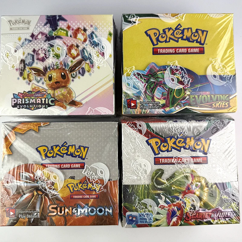 Cajas y tarjetas de Pokémon en variedad