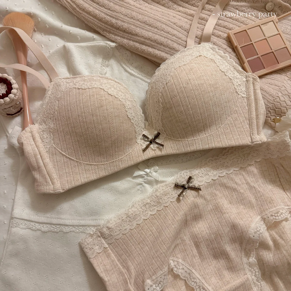 Conjunto sujetador y braguita de encaje para chicas con push-up - imagen 3