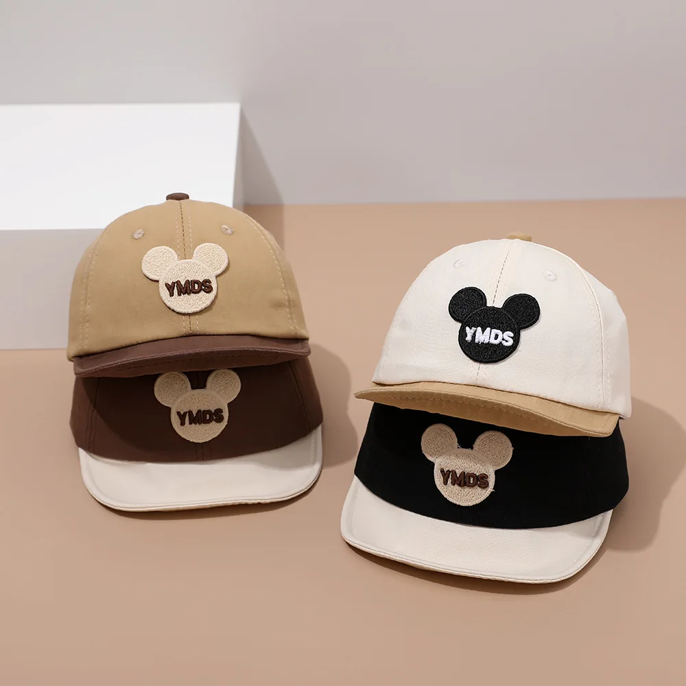 Gorra de oso vista posterior con ajuste snapback