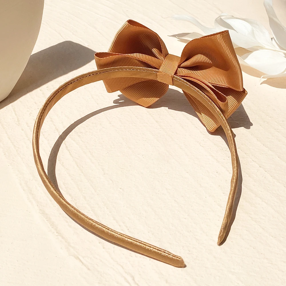 Diadema con lazo para niña – tejido artesanal - imagen 3