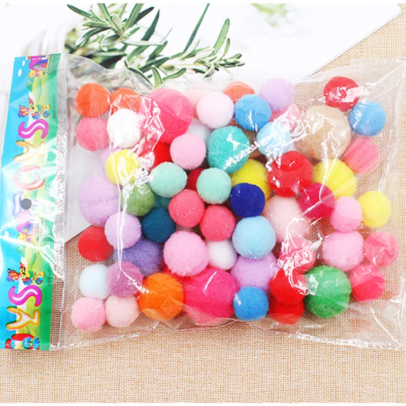 Bola de pompón suave y colorida para manualidades o decoración - imagen 5