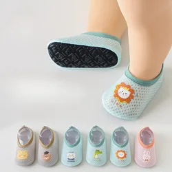 Zapatos antideslizantes de verano para bebés con dibujos