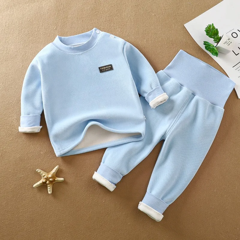 Conjunto de bebé forro polar, top punto grueso y pantalón cintura alta