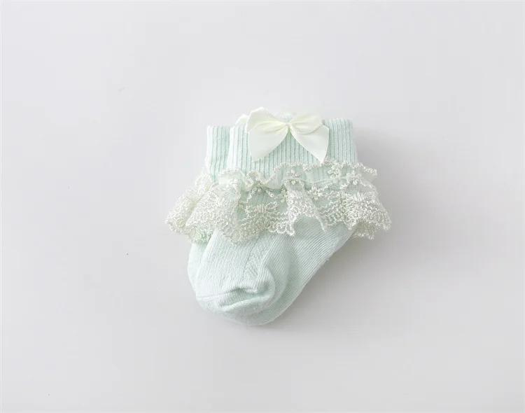 Patrones de calcetines para bebé niña