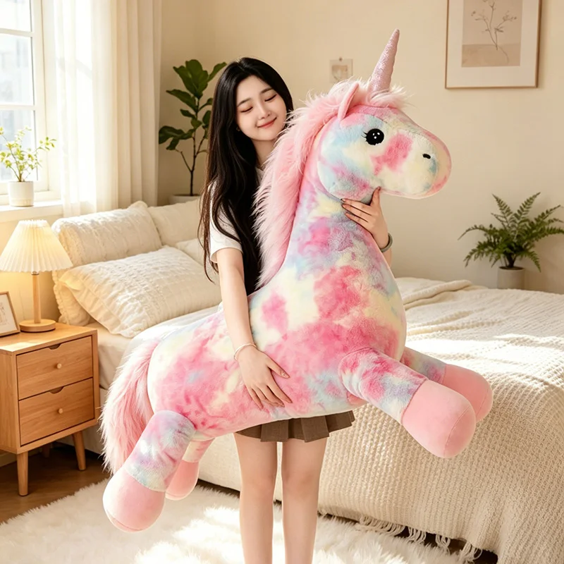 Peluche con formato pensado para abrazar