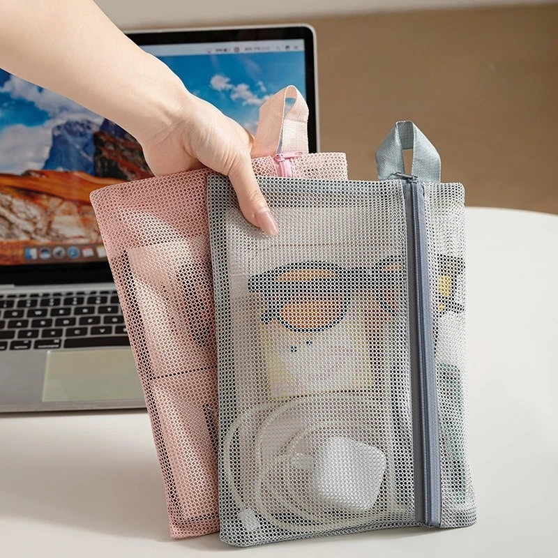Bolsa de aseo portátil para viajes con asa y gran capacidad práctica - imagen 5