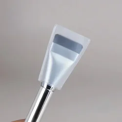 Brocha de maquillaje plana para difuminar base y contorno