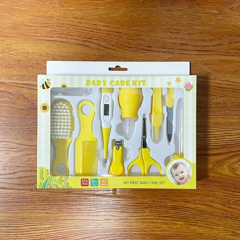 Kit cuidado bebé: termómetro, cepillo y cortaúñas - imagen 3
