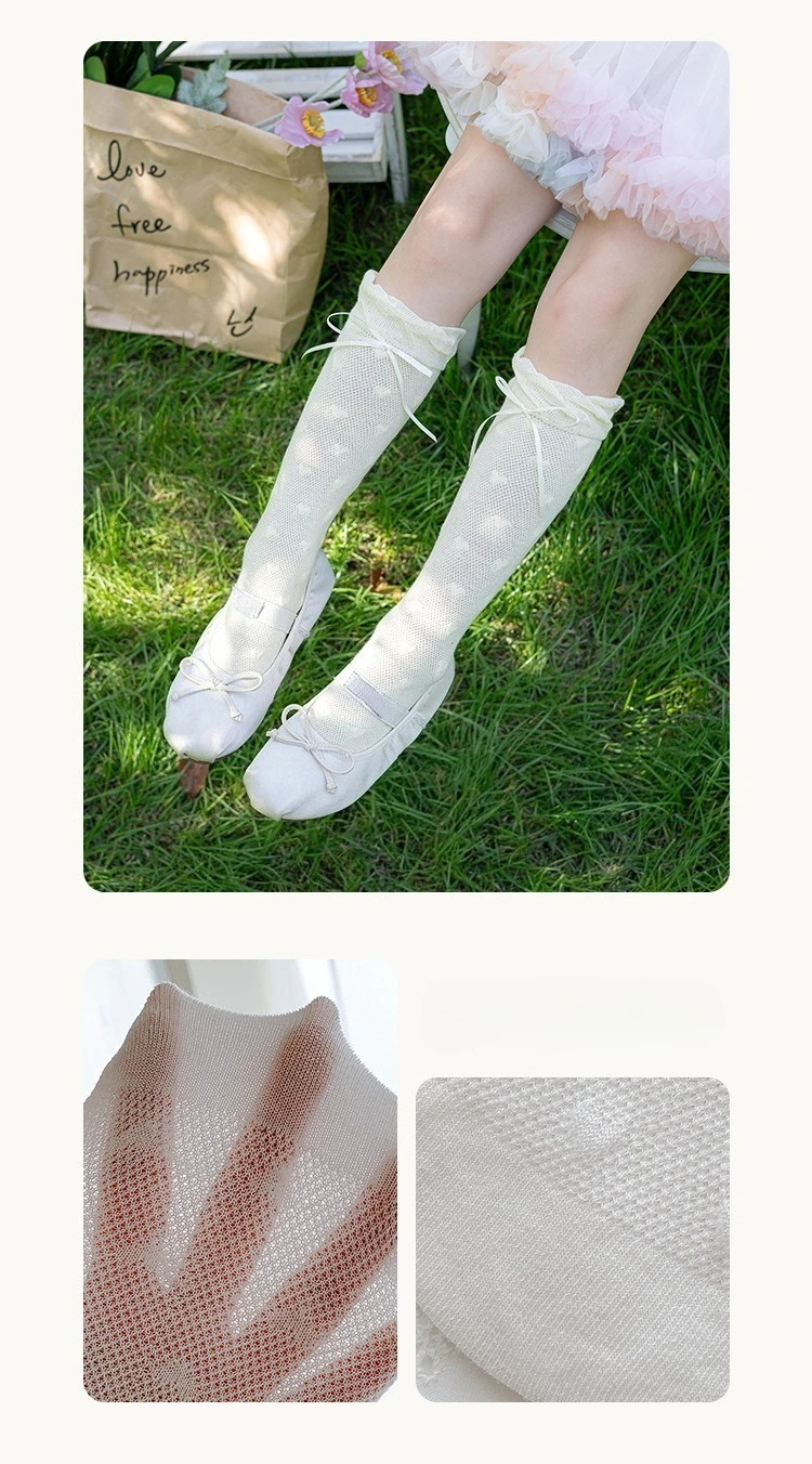 Detalle lazo pastel calcetines niños