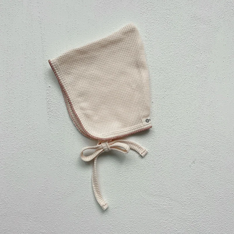 Conjunto de otoño para bebé: abrigo gofre, pantalón y gorro coreano - imagen 2