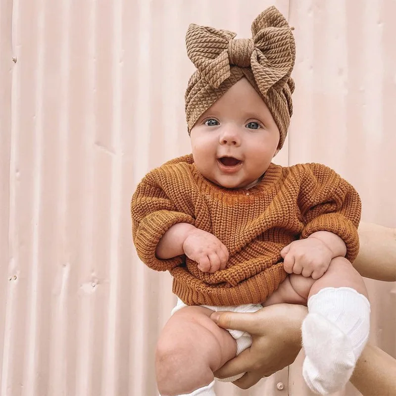 Gorro con lazo para niña – Suave y cálido, perfecto para invierno - imagen 2