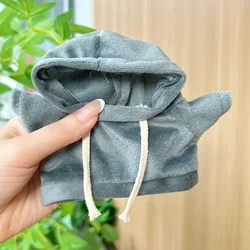 Ropa para muñecas: sudadera con capucha térmica hecha a mano