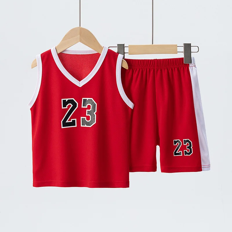 Conjunto deportivo infantil sin mangas con cuello V y pantalón corto - imagen 5