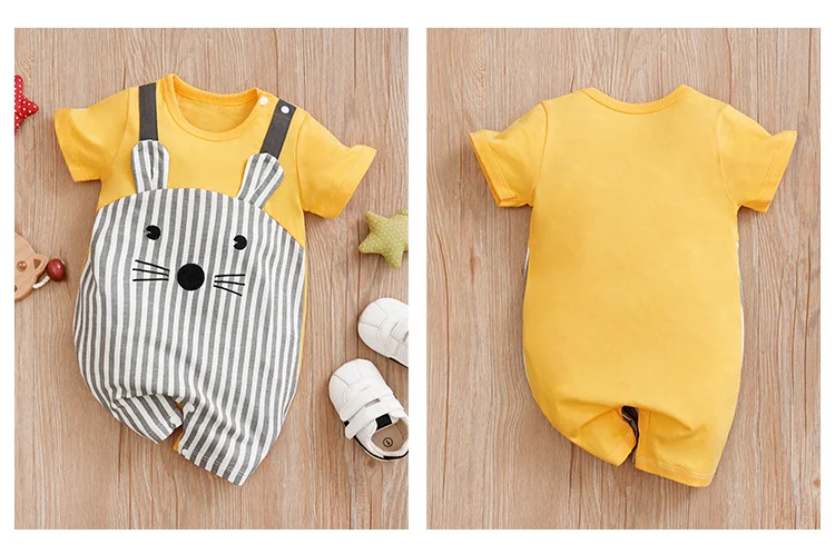 Detalle del diseño unisex de ratón oreja de pie