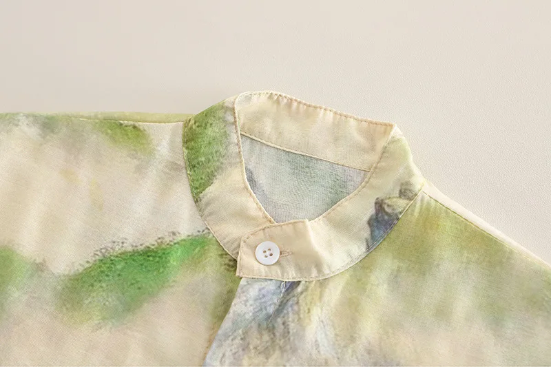 Conjunto infantil de dos piezas en verde