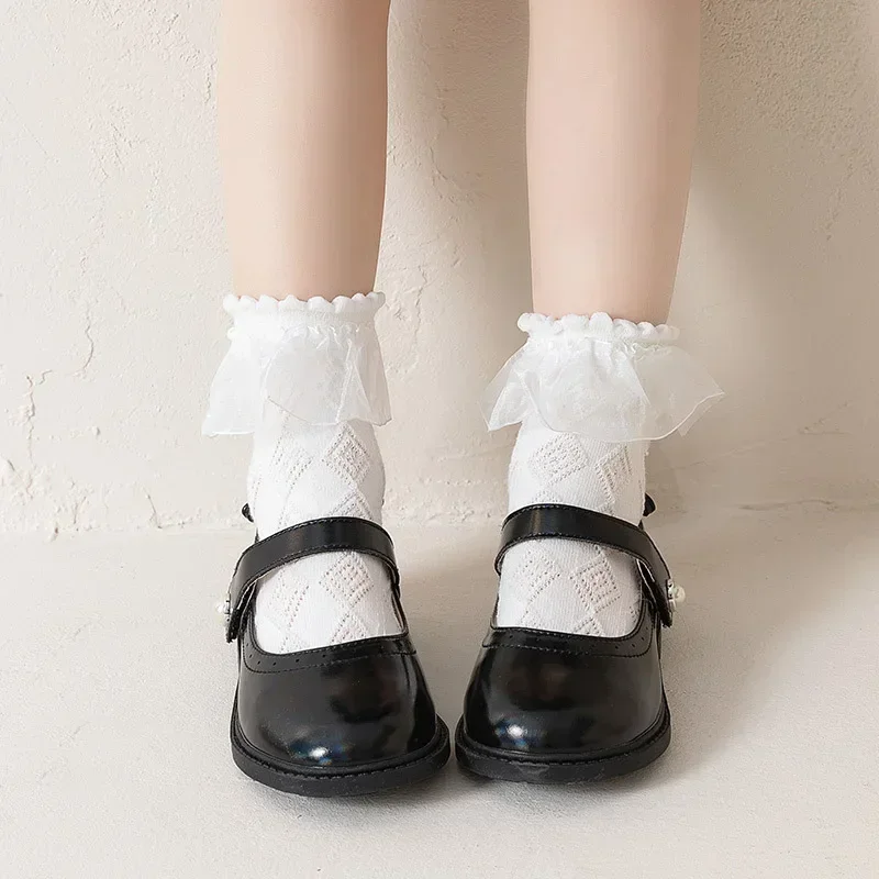 Calcetines altos con encaje y volantes para niñas - imagen 4