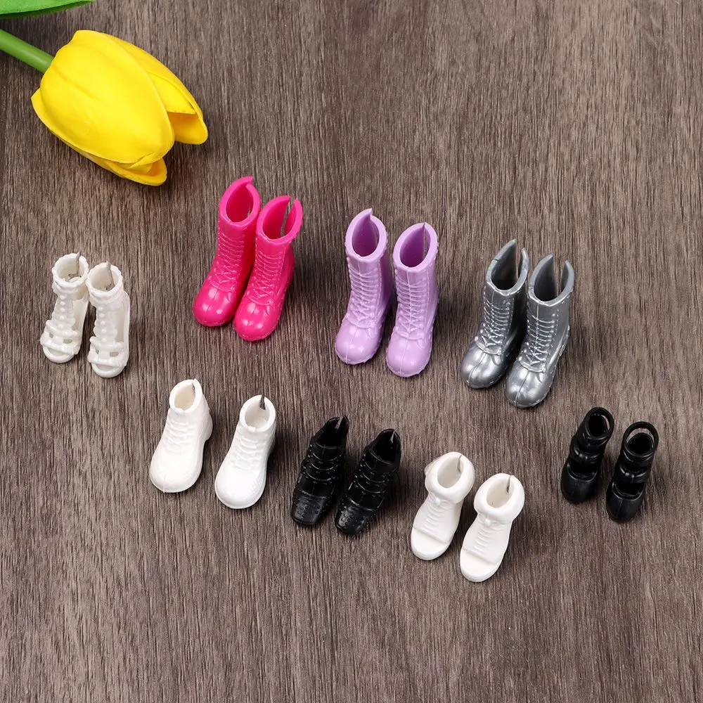 Calzado miniatura para muñeca – Botas y zapatos de tacón para jugar - imagen 2
