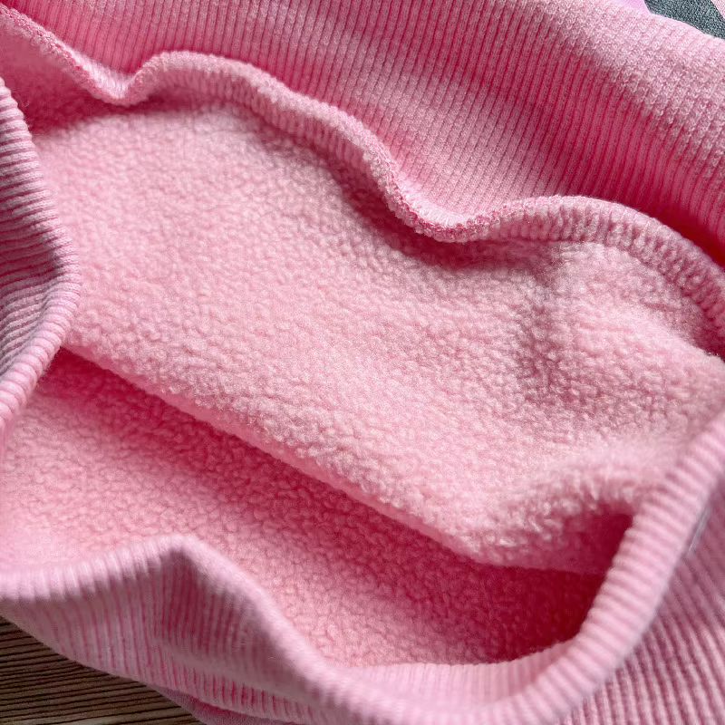 Sudadera de invierno para niña con forro polar y cuello alto