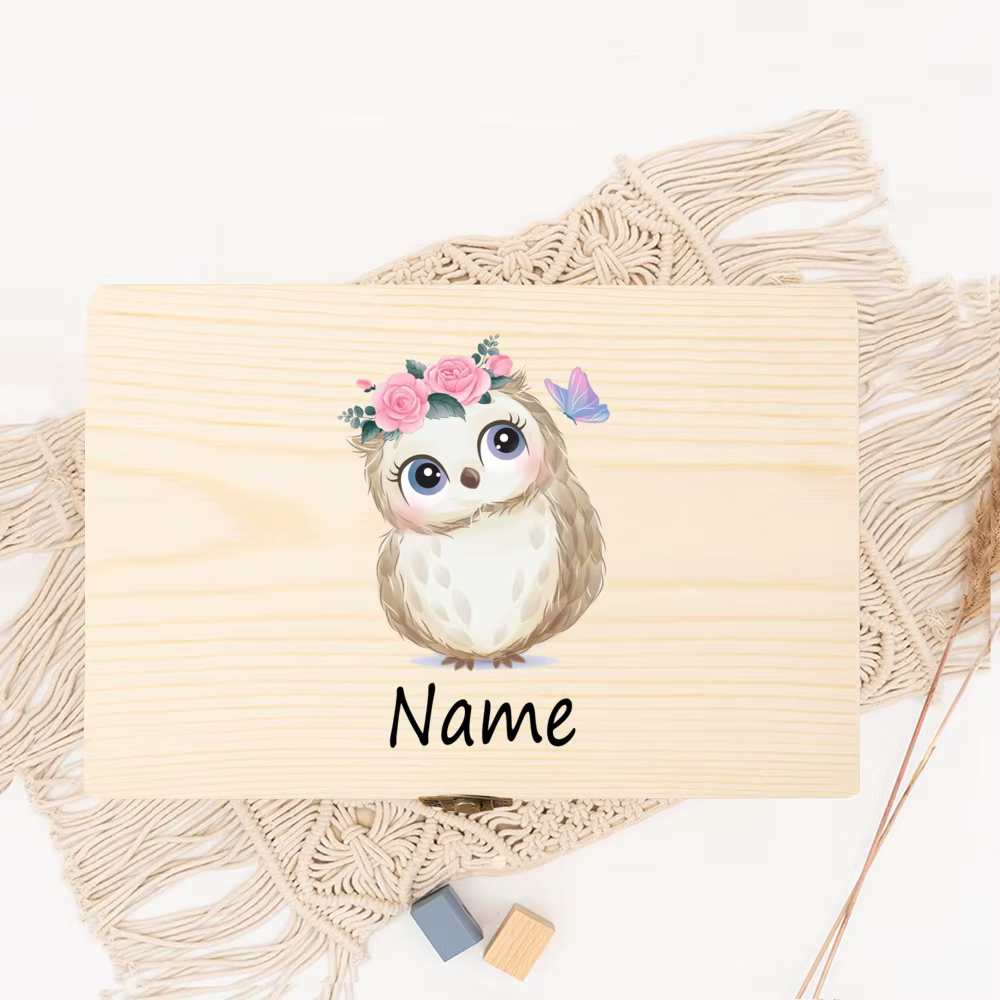 Caja de madera personalizada con nombre y animales para bebé
