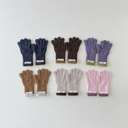 Guantes de invierno para niños y niñas con franjas coloridas y 5 dedos
