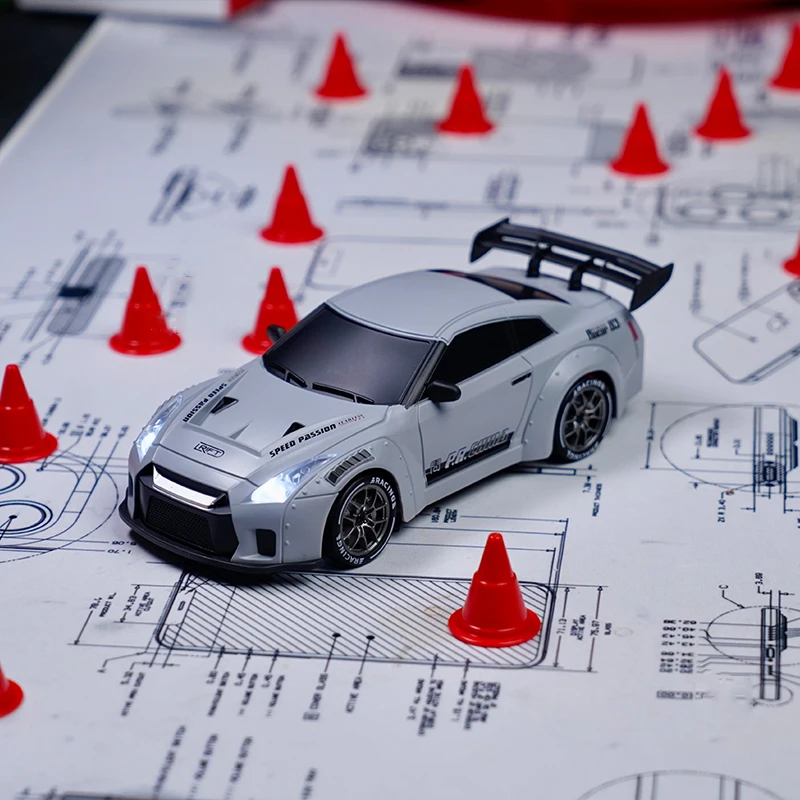 Coche teledirigido de carreras para niños con control por radio - imagen 3