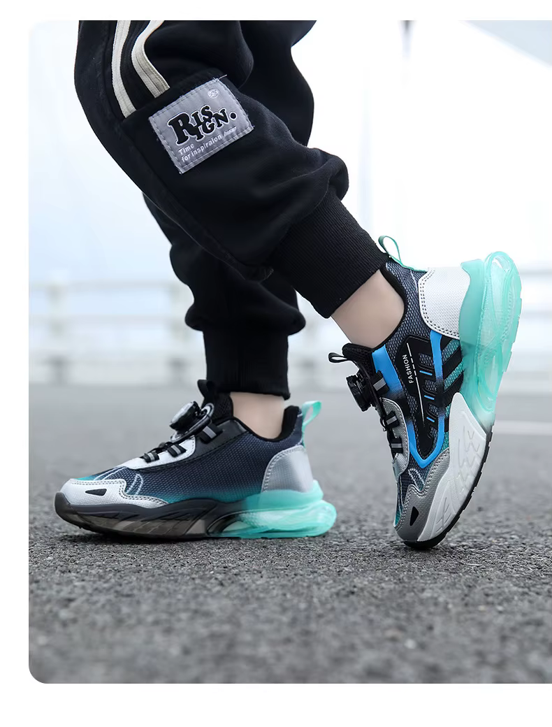 Zapatillas en colores vivos para combinar con ropa casual