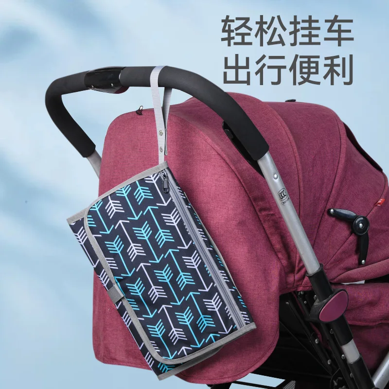 Protector impermeable plegable para cambiador y cama de bebé - imagen 5