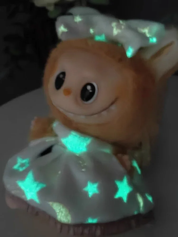 Falda luminosa Labubu para muñeca – vestido de fiesta con lazo - imagen 4