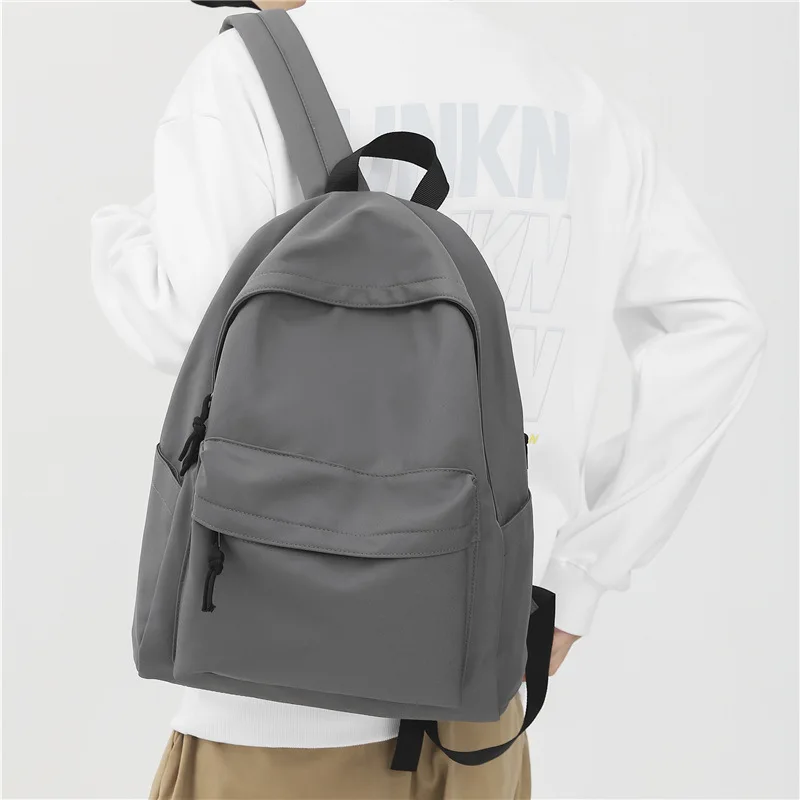 Mochila escolar sencilla para niños y adolescentes – Ligera y práctica